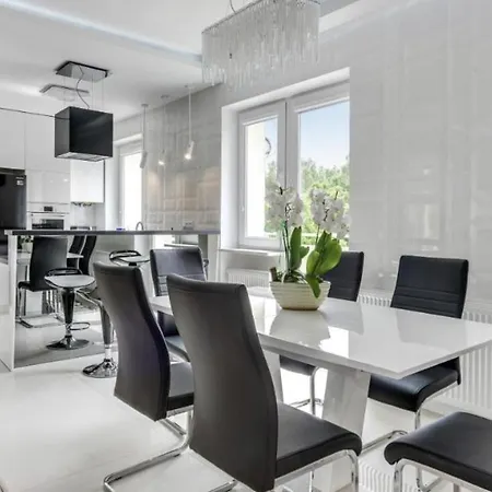 Niepodleglosci Apartmán *